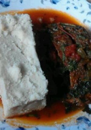 A picture of Fish with Ugali.