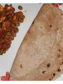A picture of Matar-Paneer Masala (Dry).