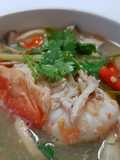 Clear Tom Yum Goong (Thai Spicy Shrimp Soup)