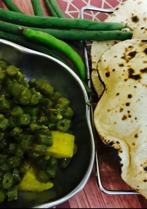 फ्रेंच बींस मसाला (French beans masala recipe in hindi) रेसिपी मुख्य फोटो