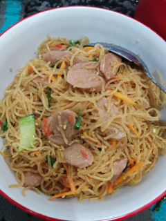 Foto resep Bihun goreng sosis ayam