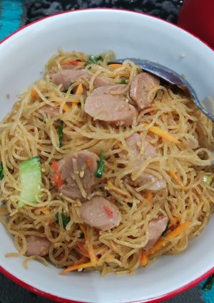 Foto resep Bihun goreng sosis ayam