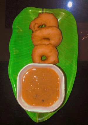 A picture of Mendu Vada.