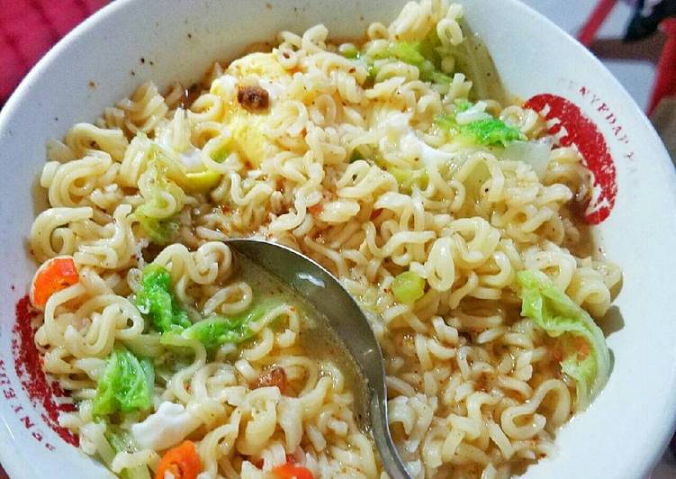 Mie plus telor murah mantap