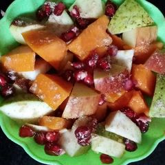 A picture of Fruit Salad.