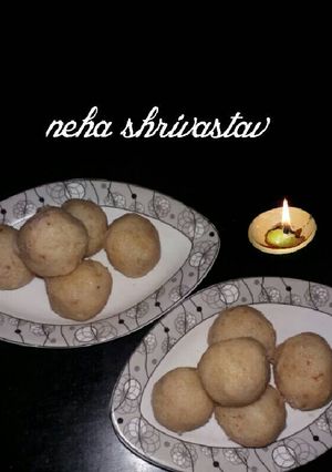 A picture of Malai mava laddu.