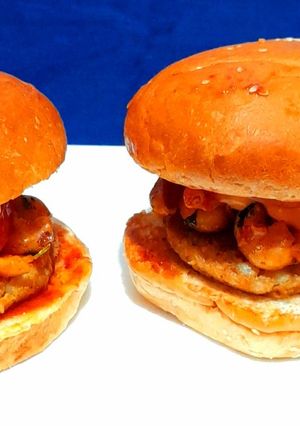 A picture of Macaroni Soya Tikki Burger.