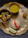 Koldil aru Kukura Mangkho/ Banana Flower with Chicken