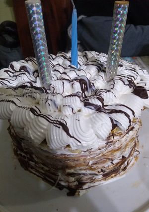 Una foto de Rico y fácil! Torta rogel😍