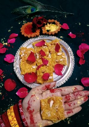 #ঠান্ডায় সেমাই বরফি (thandai simai Barfi recipe in Bengali) রেসিপির প্রধান ছবি