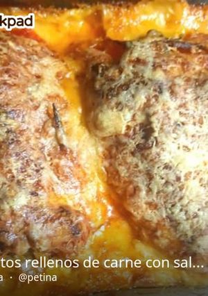 Una foto de Pimientos rellenos de carne gratinados