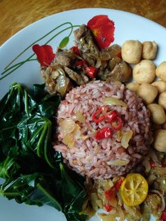 Foto resep Nasi merah, Ayam Teriyaki, Tumis Trio Bawang Sereh dan Lalap