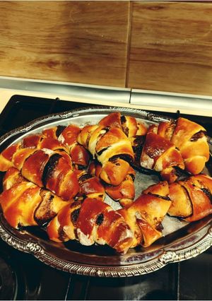 Csokis kifli 🙂(ostoros kalács tésztájábol) recept fotója