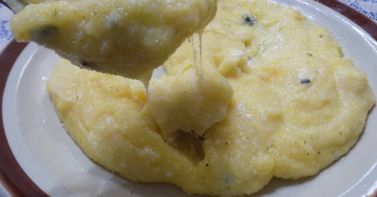 Polenta cremosa a los 4 quesos Receta de La profe Luisa- Cookpad