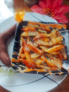 (स्वीट पॅटाटोज) रताळे फ्रेंच फ्राईज (Ratale french fries recipe in marathi) रेसिपी चे मुख्य फोटो 