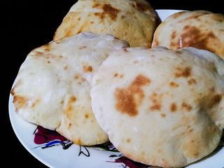 خبز عربي بالقلاية الهوائية ❤