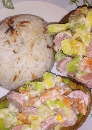 Una foto de Canastitas de aguacate ❤️🙏🤤👩👧👦🥑🌽