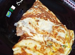صورة لوصفة أومليت البيض بالفطر والجبن omelette aux champignons et fromage
