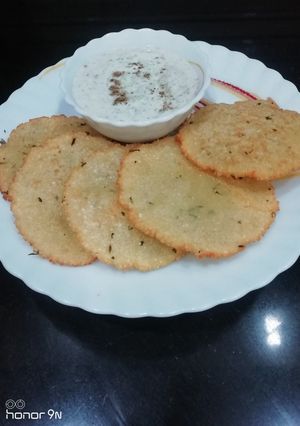 A picture of Sago & Potato Puri.