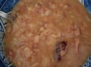 A picture of white bean and ham soup
