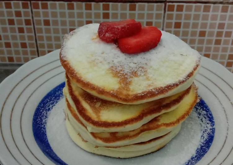 Langkah Mudah untuk Menyiapkan Fluffy pancake yang Enak Banget