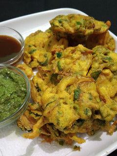 कांदा-मेथी भजिया (Kanda methi bhajiya recipe in hindi) रेसिपी मुख्य फोटो