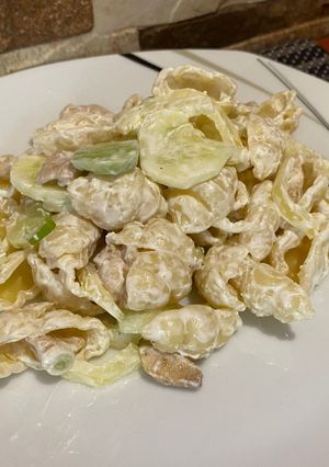 Csirkés tésztasaláta recept fotója
