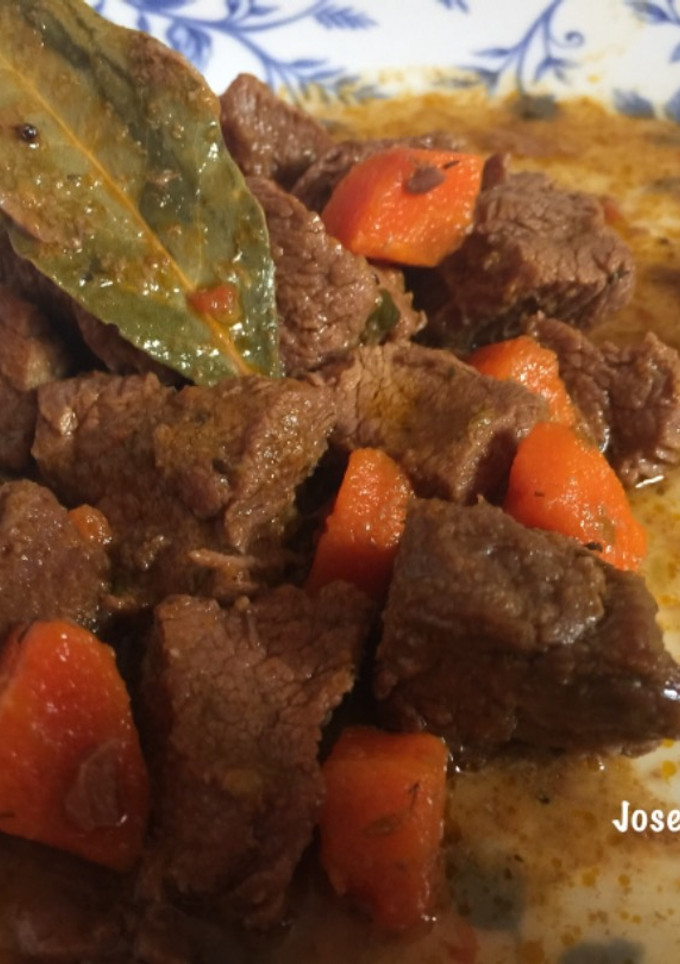 Una foto de Carne en salsa (Palomita de Ternera)