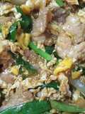 หมูผัดผงกะหรี่
