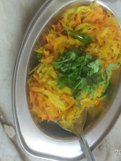 કાચા પપૈયા અને ગાજર નો સંભારો (Raw Papaya Gajar Sambharo Recipe In Gujarati) રેસીપી મુખ્ય ફોટો