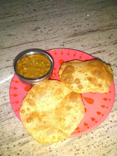 பூரி செய்முறை முக்கிய புகைப்படம்