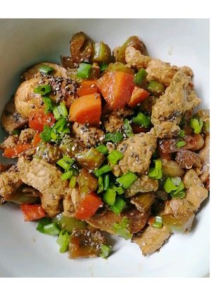A picture of Chicken Fajitas with Vegetables.