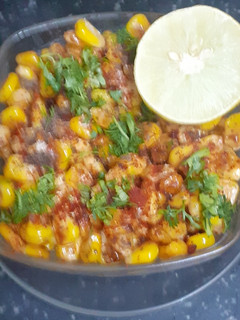 બર્ન્ટ કોર્ન (Burnt Corn Recipe In Gujarati) રેસીપી મુખ્ય ફોટો