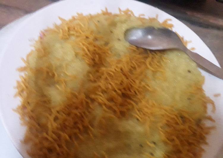 Plain suji upma