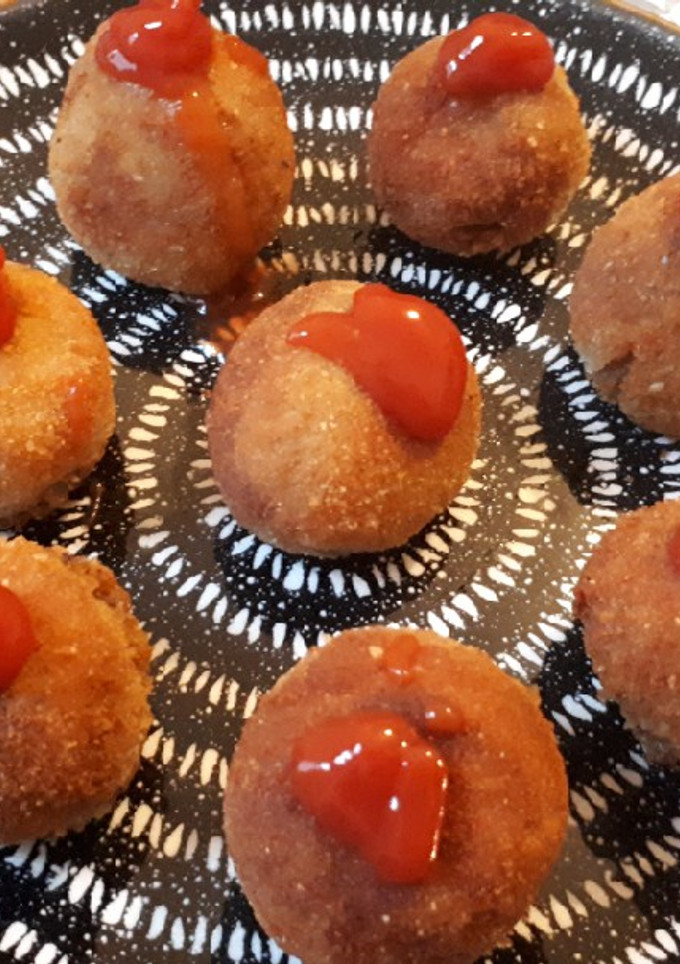 Una foto de Albóndigas de patata y pescado