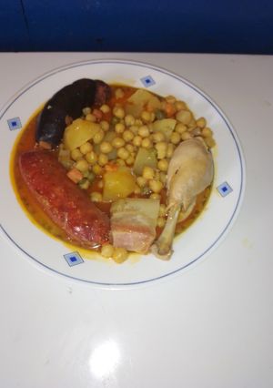 Una foto de Cocido madrileño 👩‍🍳