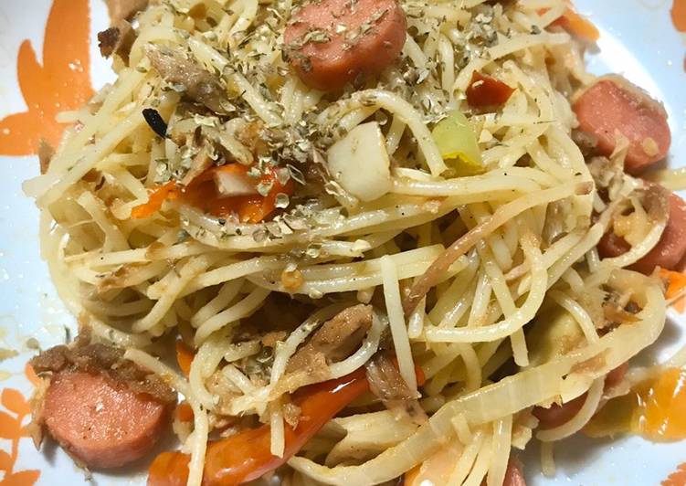 Cara Gampang Membuat Spaghetti Aglio Olio with Spicy Tuna Sosis Anti Gagal