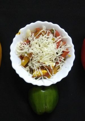 વેજ પનીર જાલફ્રાજી (Veg Paneer Jalfrezi Recipe In Gujarati) રેસીપી મુખ્ય ફોટો