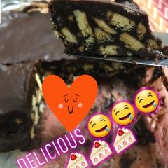 A picture of No bake chocolate biscuit cake.