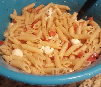 How To Serving Recipe Tomato and mozzarella penne pasta Restaurant Style