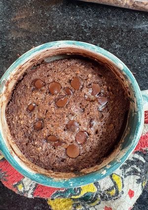 Una foto de Torta de avena chocolatosa, súper fácil al microondas!