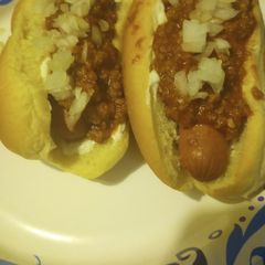 A picture of Hotdog Sauce with Onions.