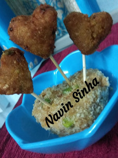 A picture of Poha Lollipop Hearts.