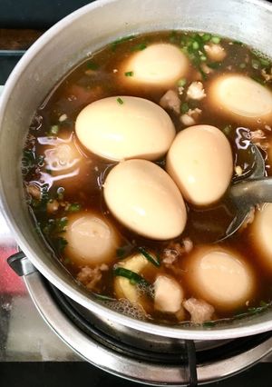 รูปของ เมนู “ไข่พะโล้” ของโปรดสมัยเด็กๆ😋🐣
