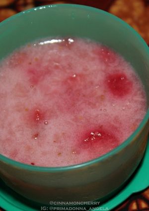 A picture of Strawberry Milkshake Jelly.