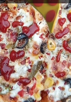 A picture of Pizza.