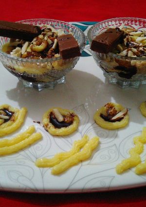 A picture of Custard biscuit pudding.