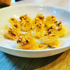 A picture of Crispy peanut crunch.