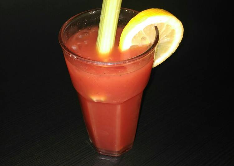 Simple Way to Make Appetizing Bloody Mary