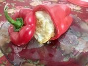 Una foto de pimiento morrón relleno